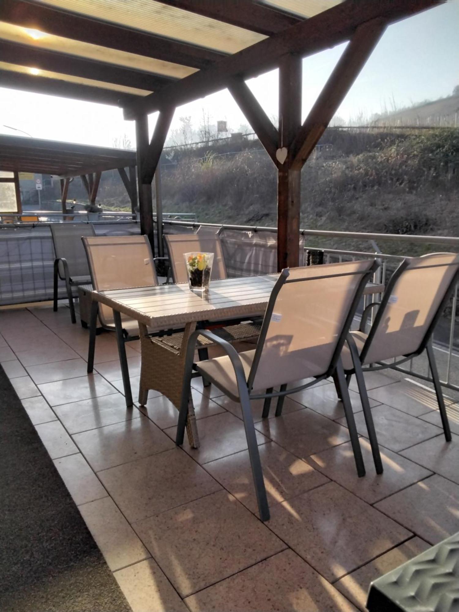 Die Ferienwohnung Lindenhof Zell an der Mosel Esterno foto